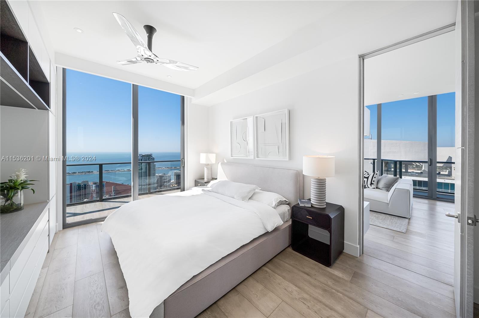 1300 S Miami Ave Unit: UPH4