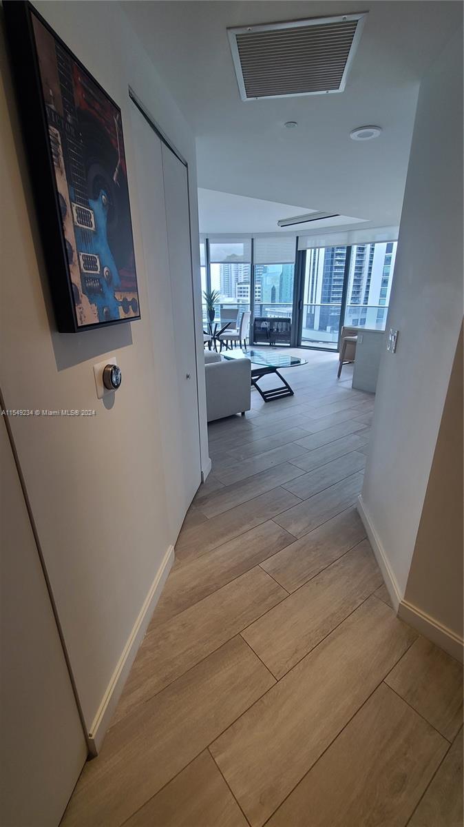 45 SW 9th St # 1503