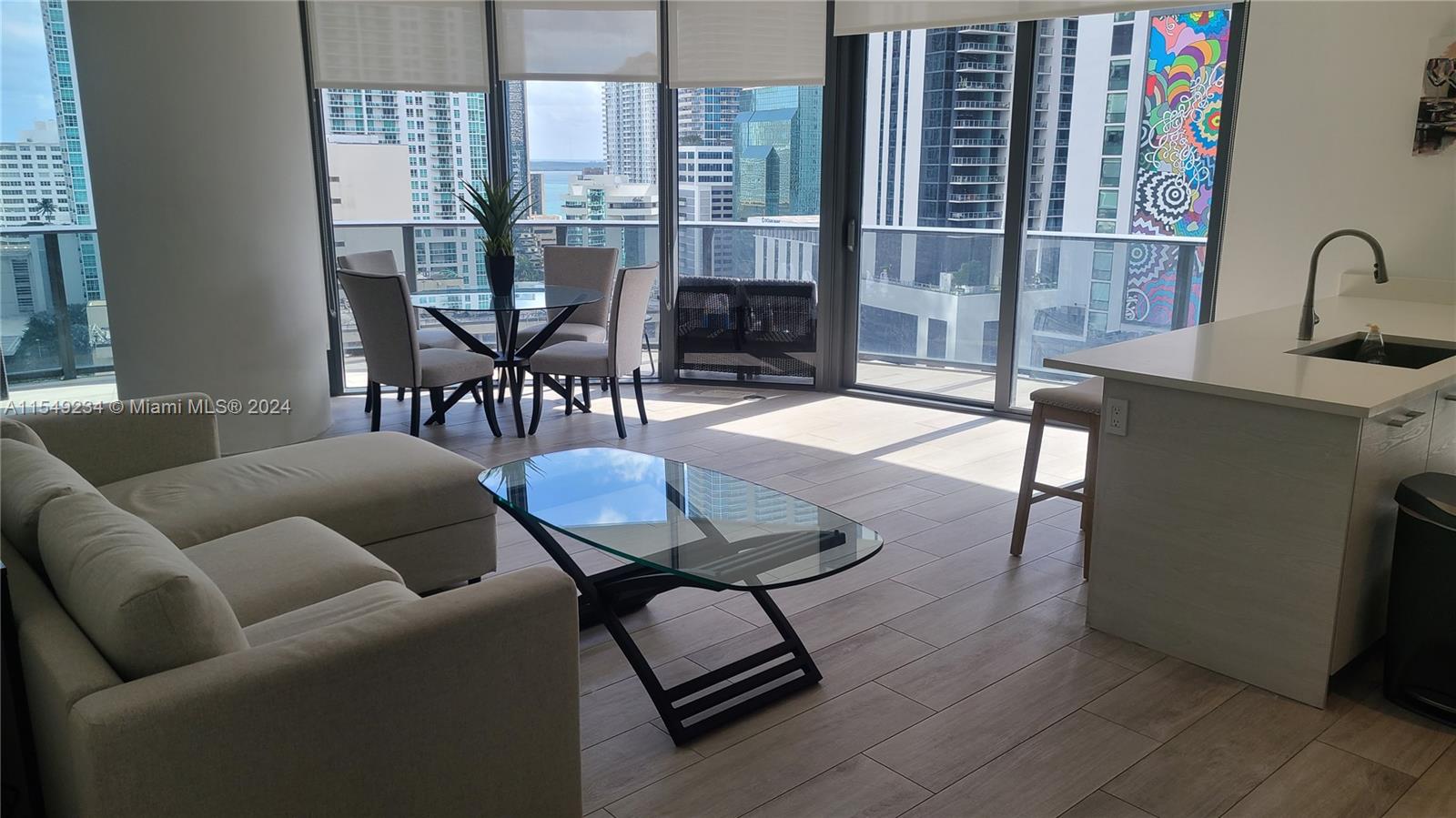 45 SW 9th St # 1503