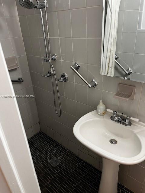 3609 SW 17th St # 3609