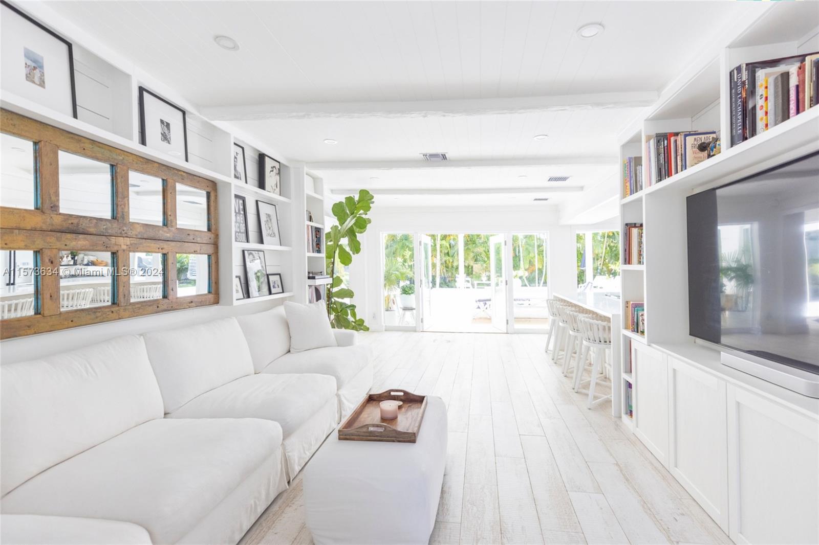 148 NW 96th St