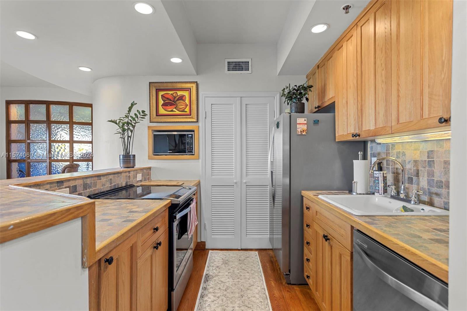 720 Coral Way # 13D