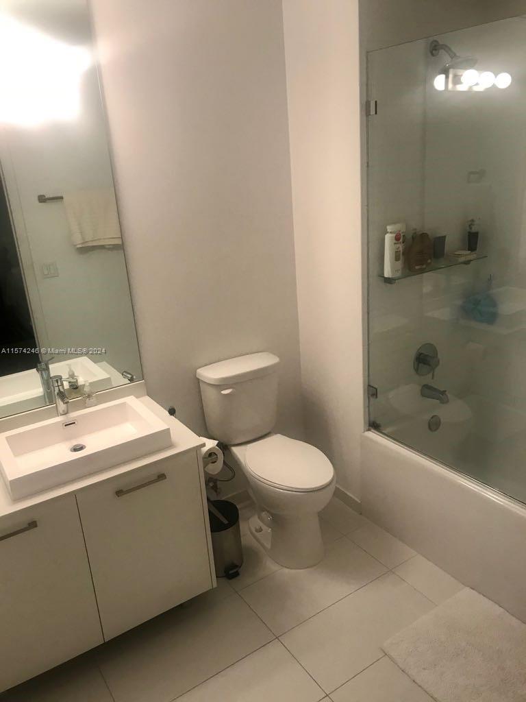 151 SE 1st St # 911