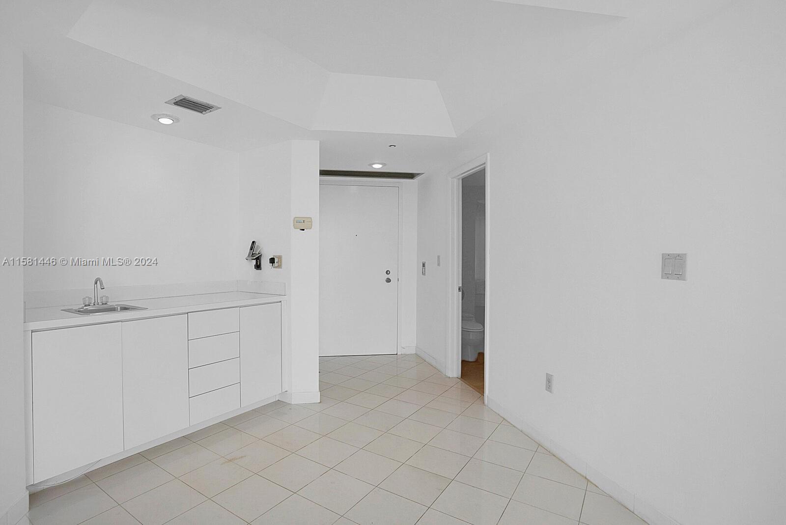 4000 Island Blvd # 2301
