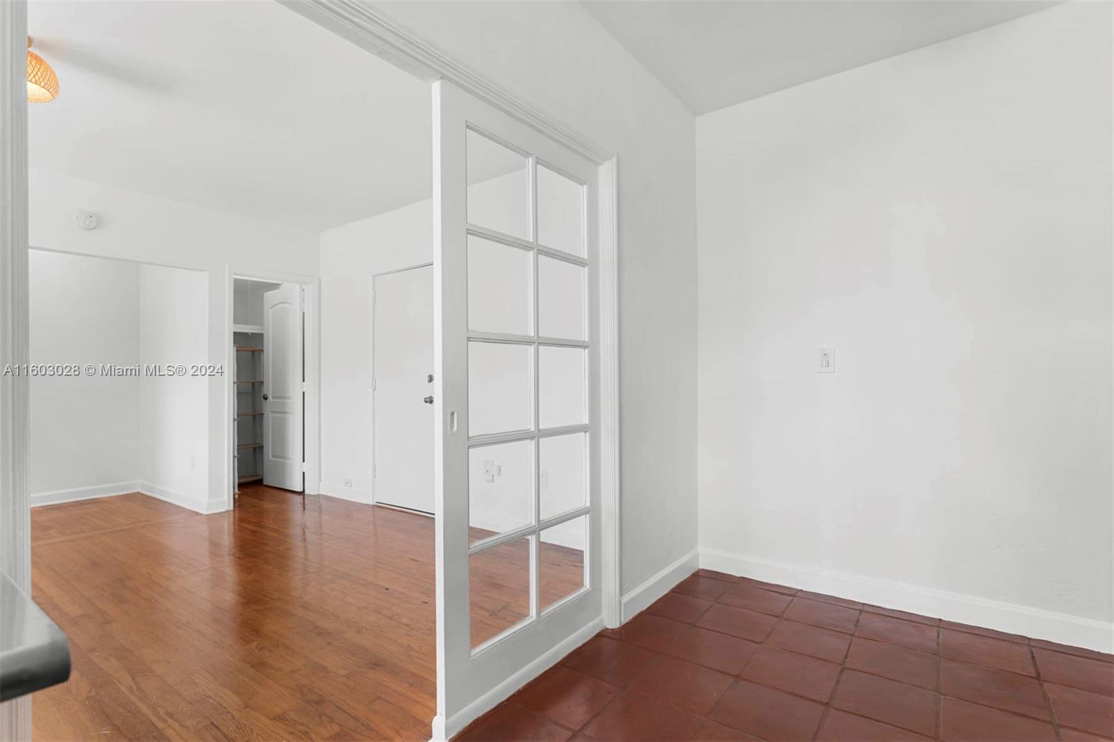 900 Jefferson Ave # 12