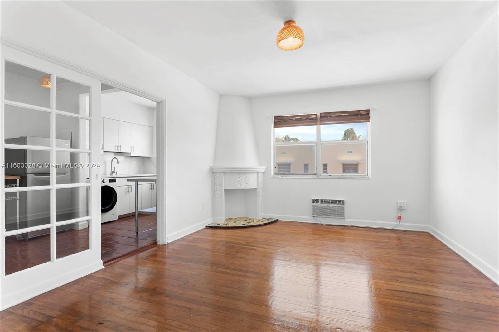 900 Jefferson Ave # 12