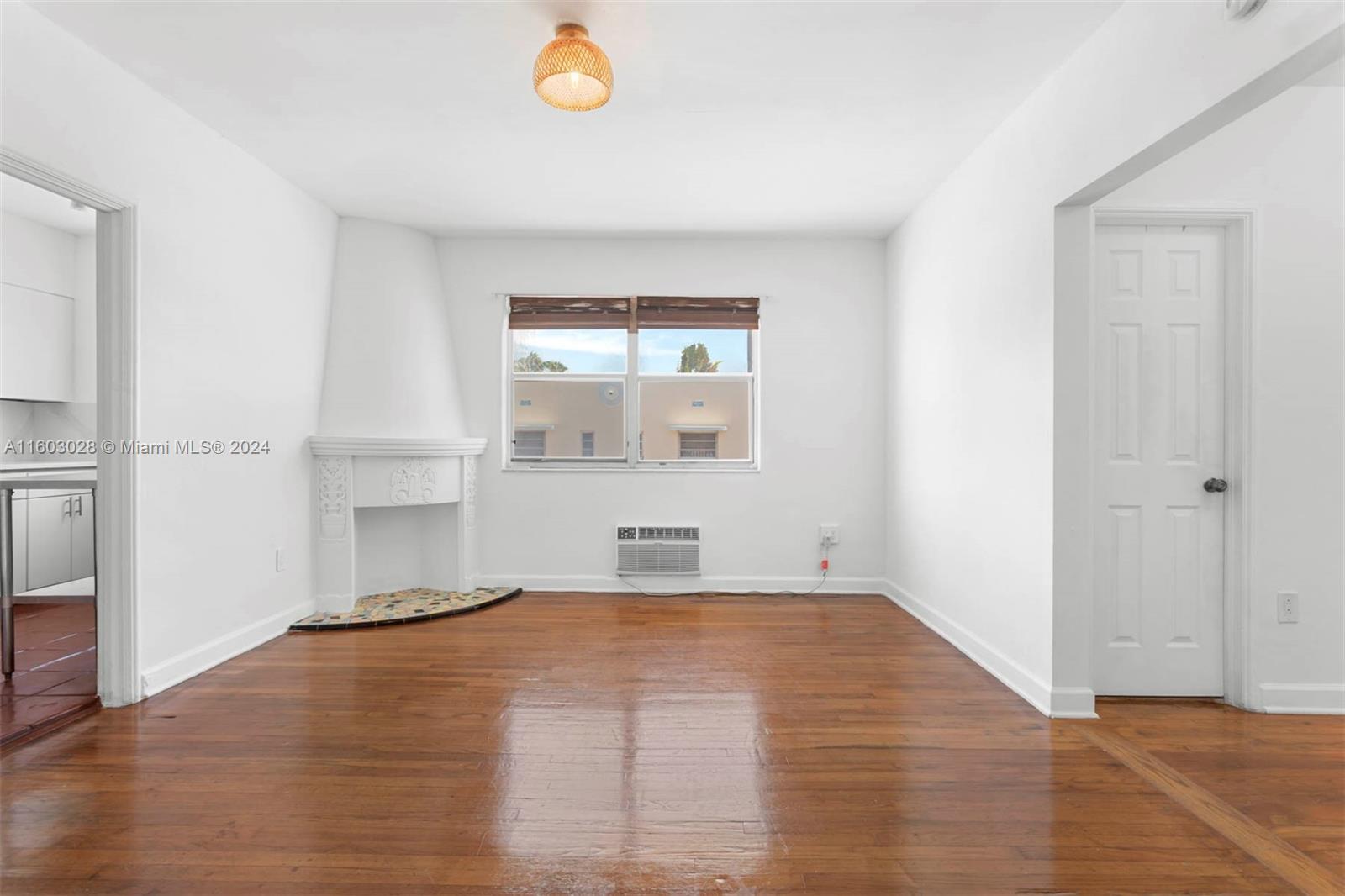 900 Jefferson Ave # 12