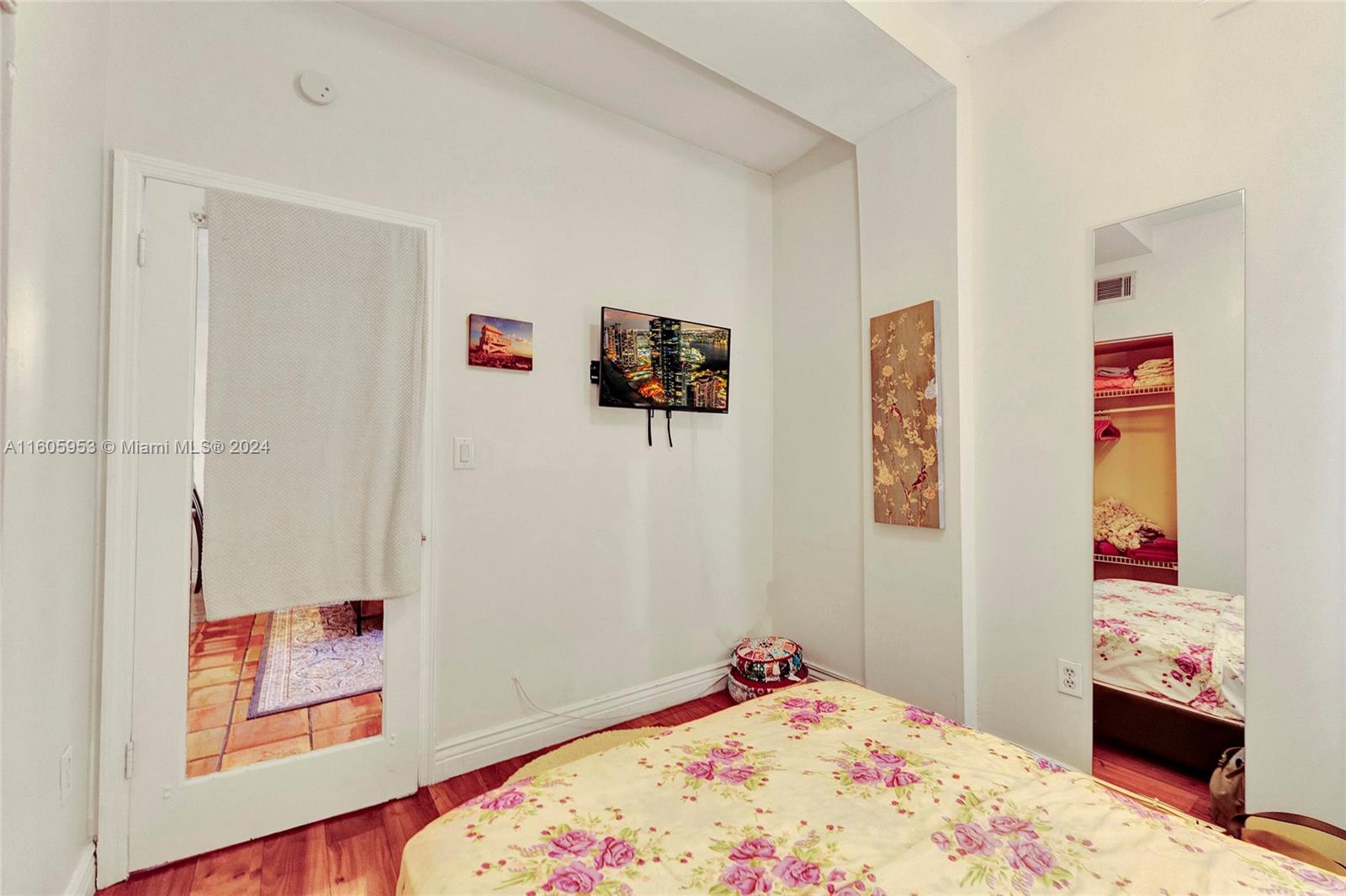 1342 Drexel Ave # 204