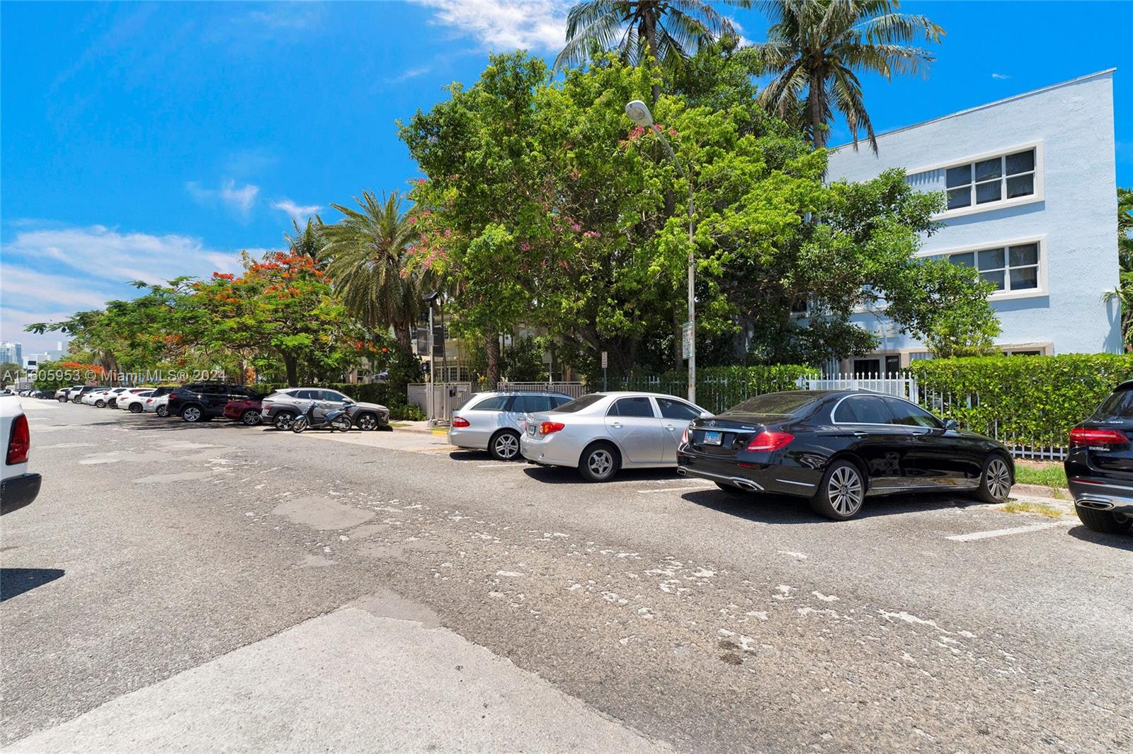 1342 Drexel Ave # 204