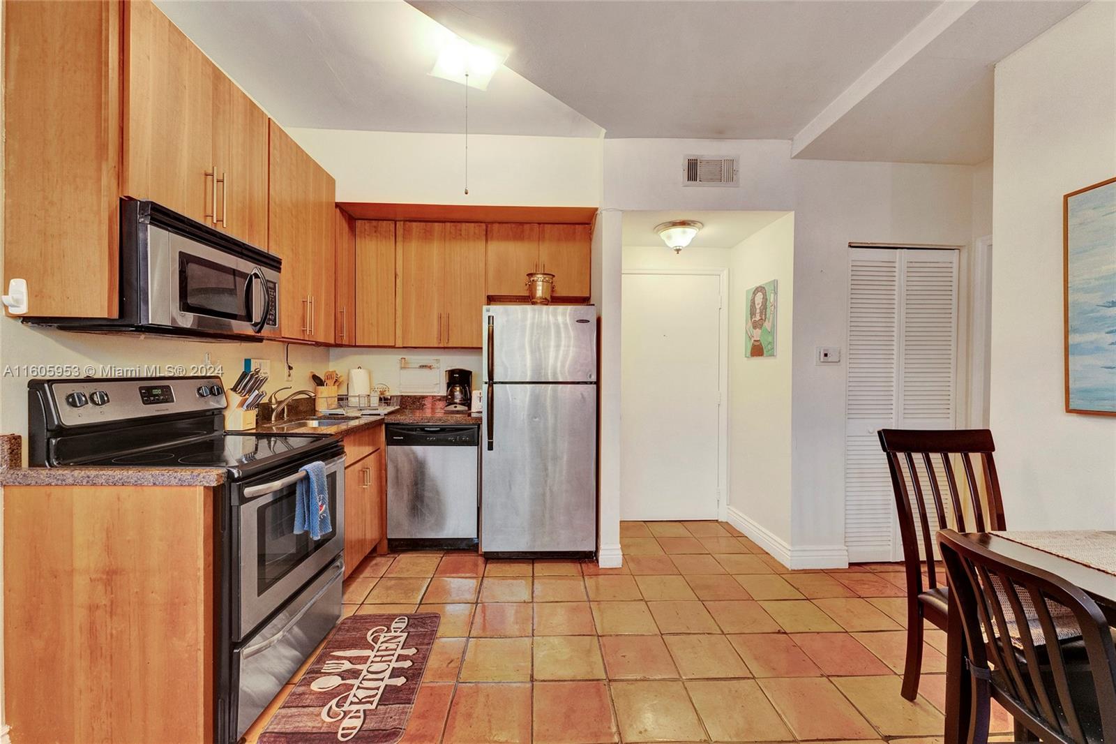 1342 Drexel Ave # 204