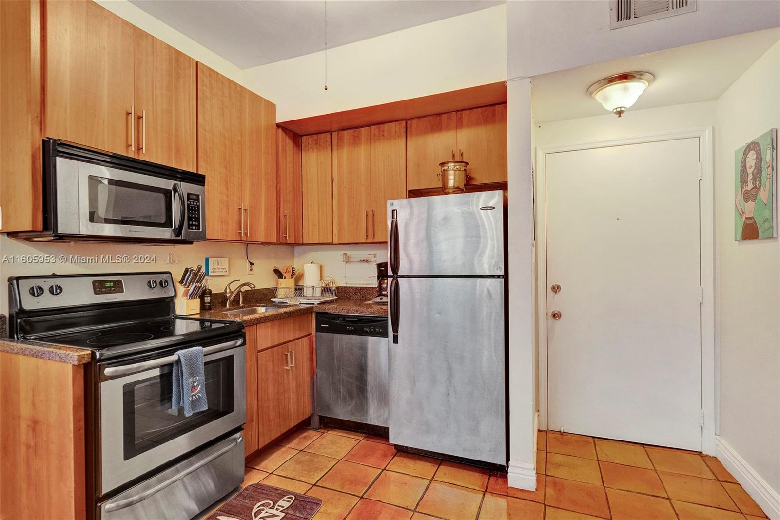 1342 Drexel Ave # 204