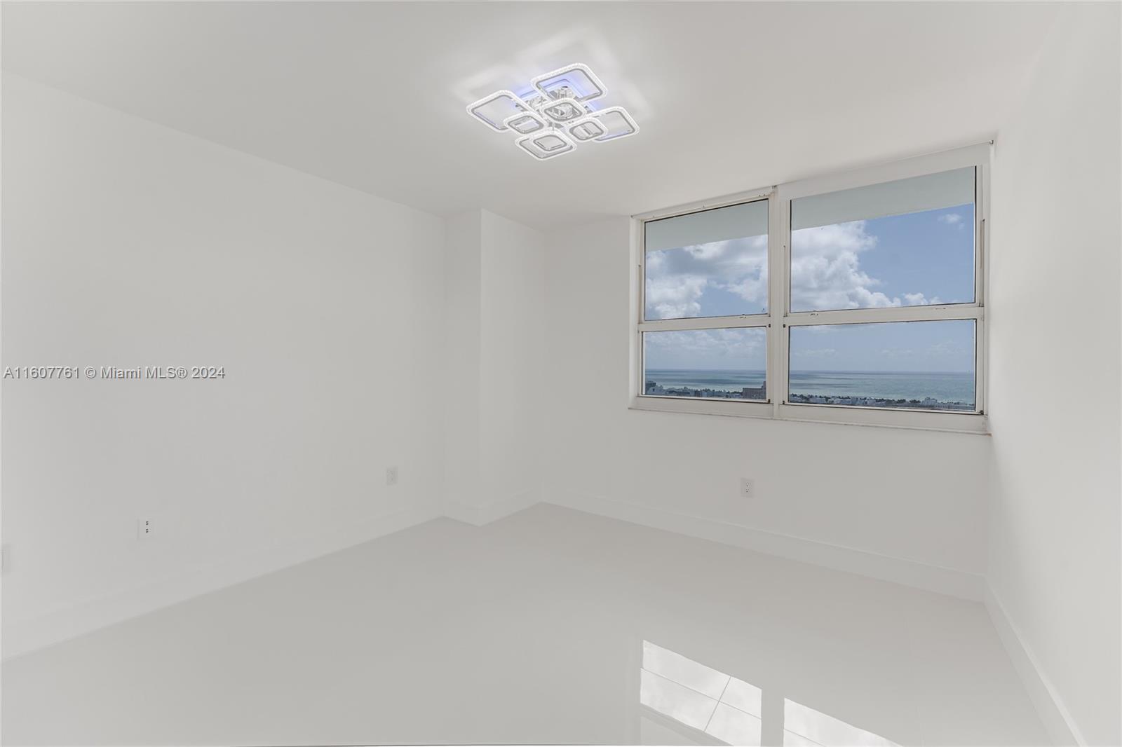 650 West Ave # 3008