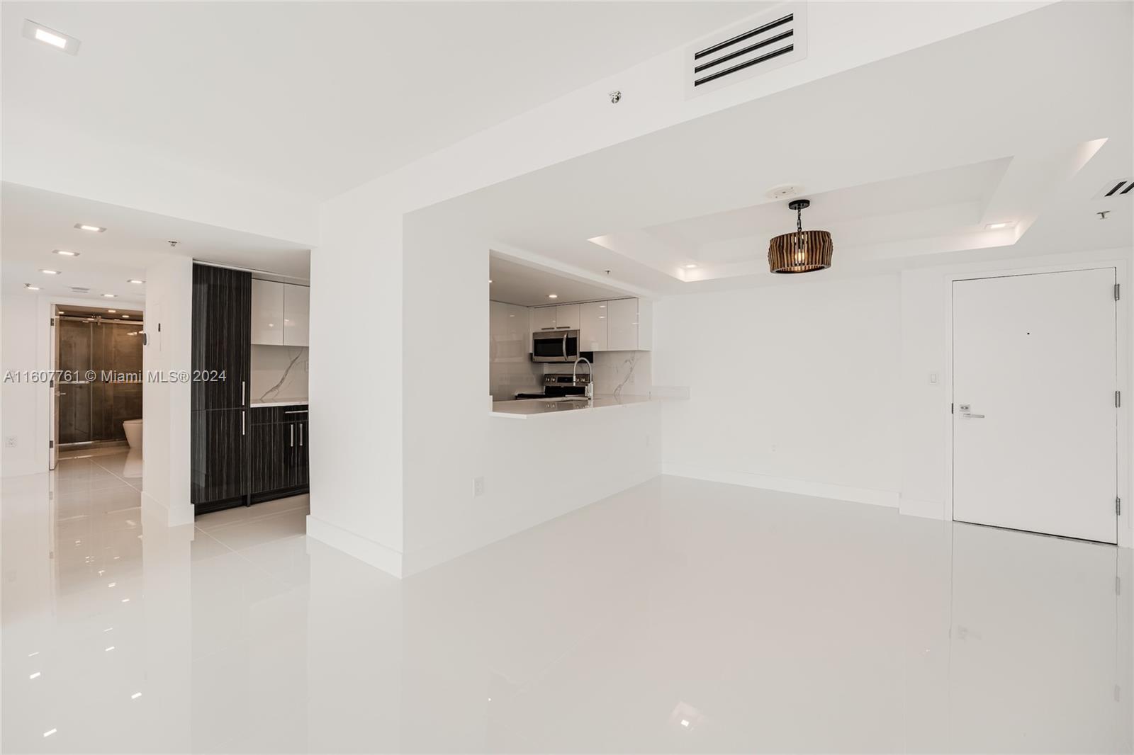 650 West Ave # 3008