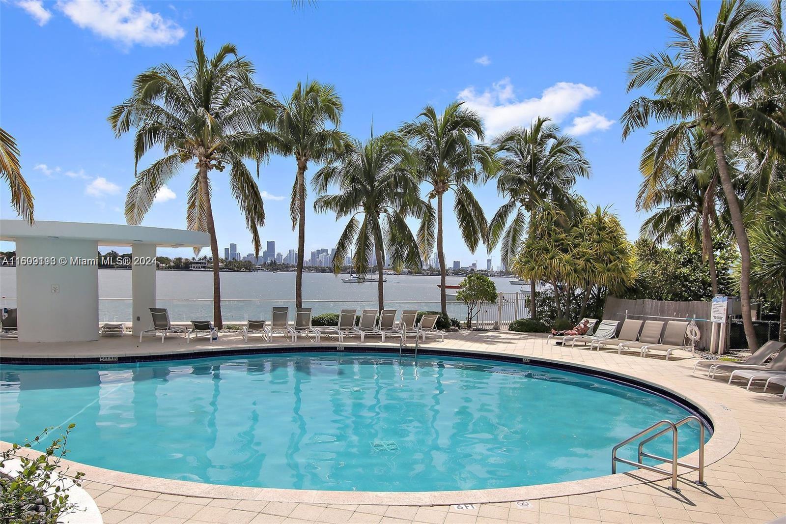 1330 West Ave # 1812
