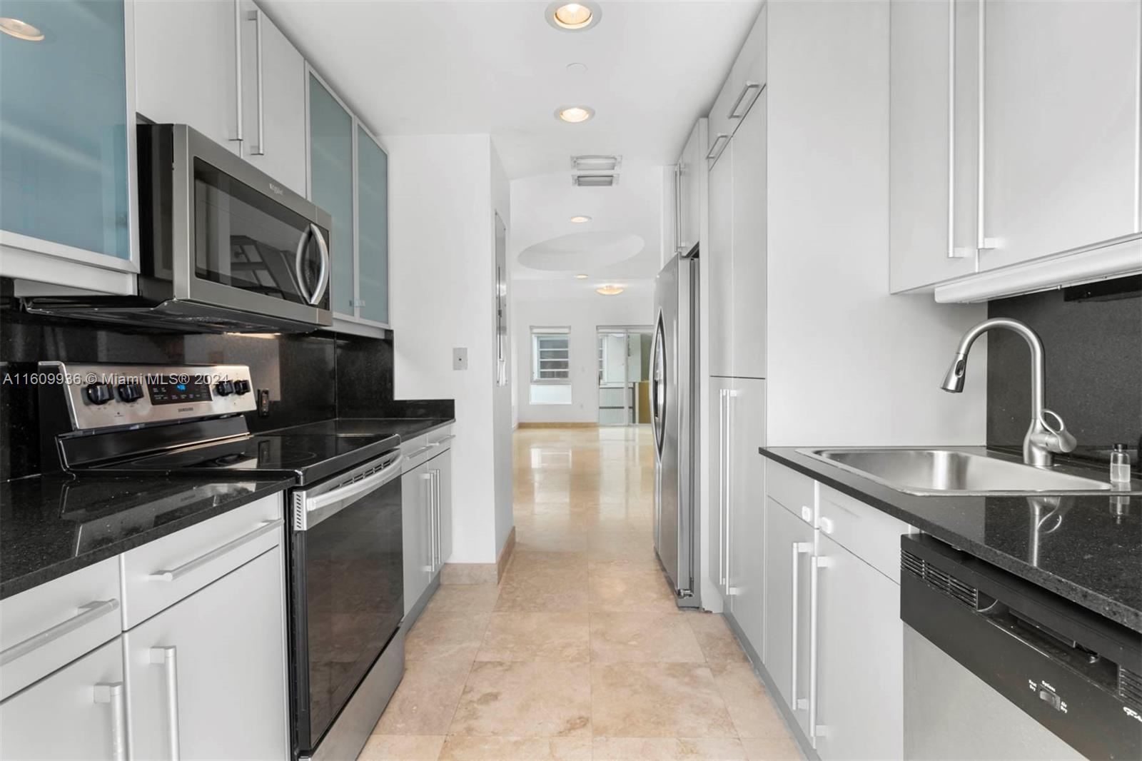 214 Washington Ave # 8