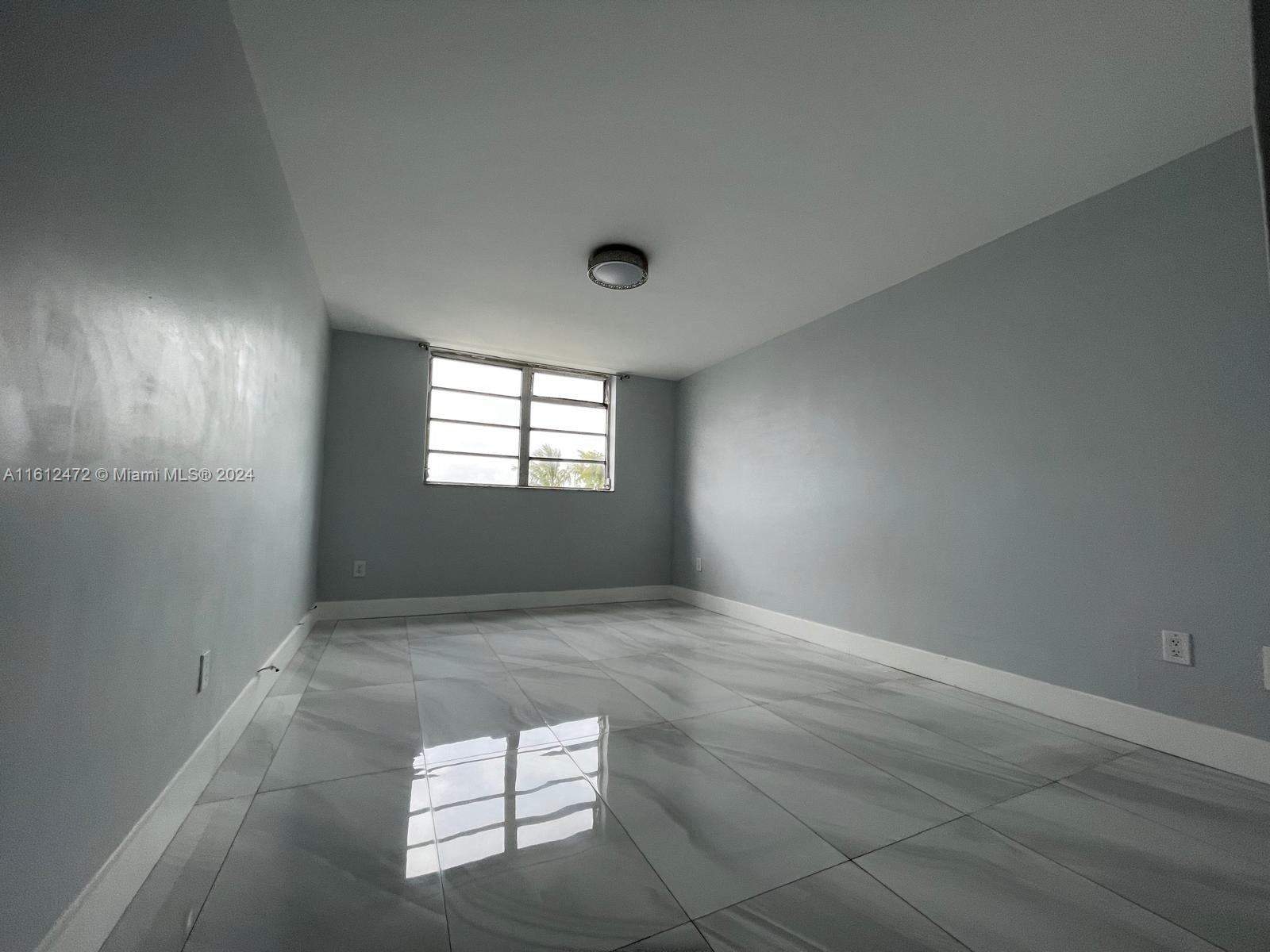 910 Jefferson Ave # 4D