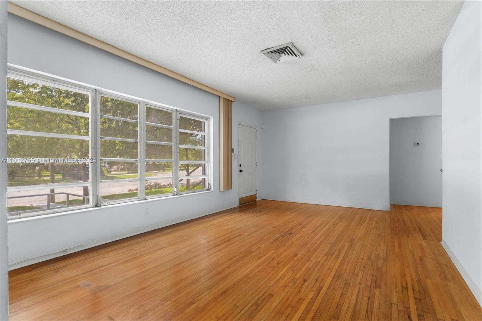 1170 SW 18th St