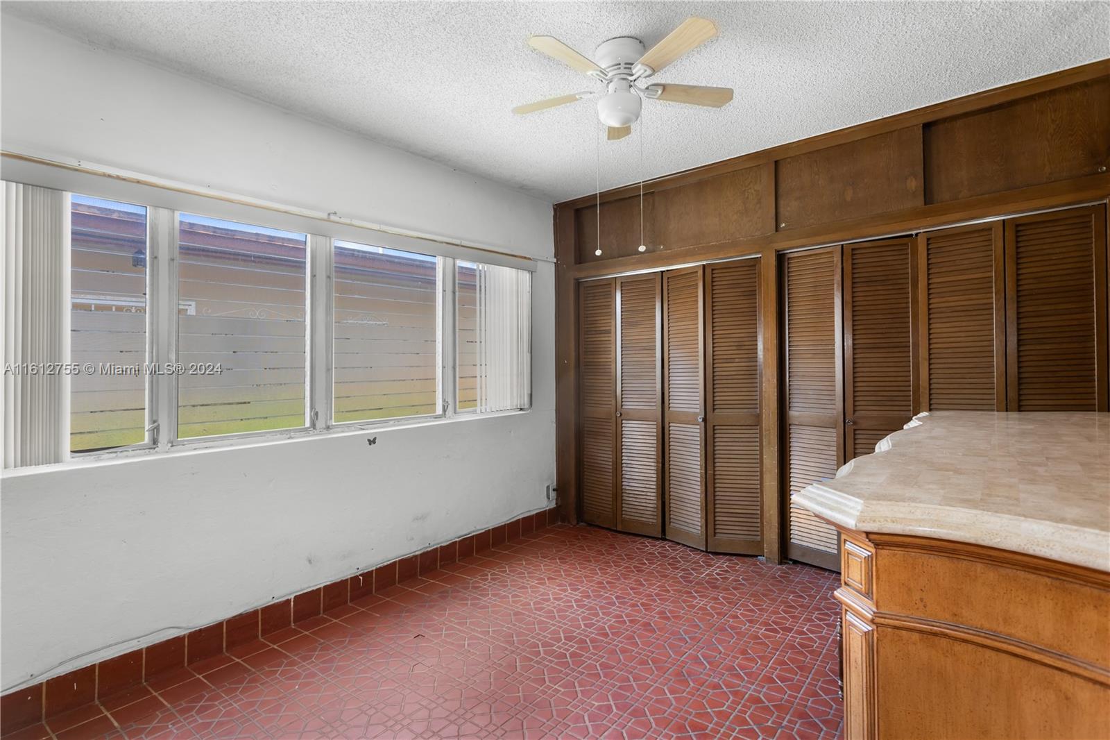 1170 SW 18th St