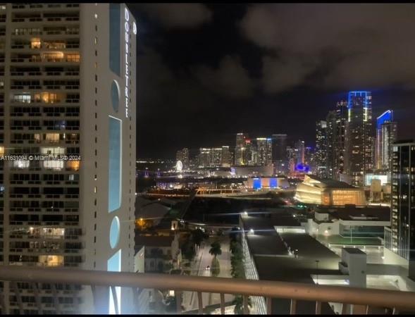 1750 N Bayshore Dr # 2510