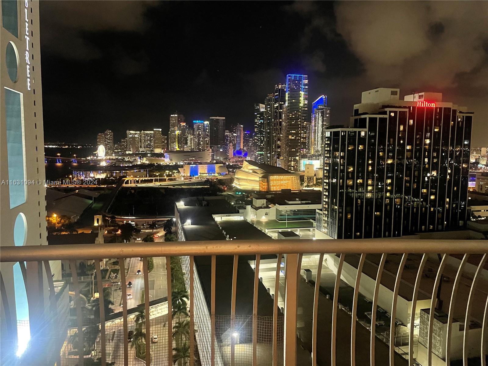 1750 N Bayshore Dr # 2510