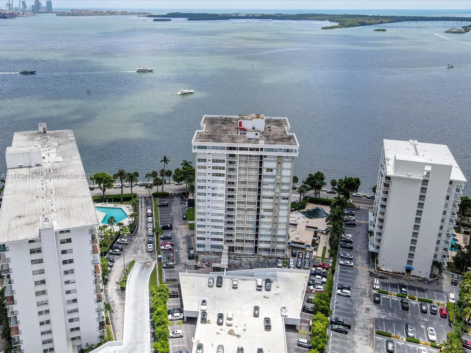 1420 Brickell Bay Dr # 302E