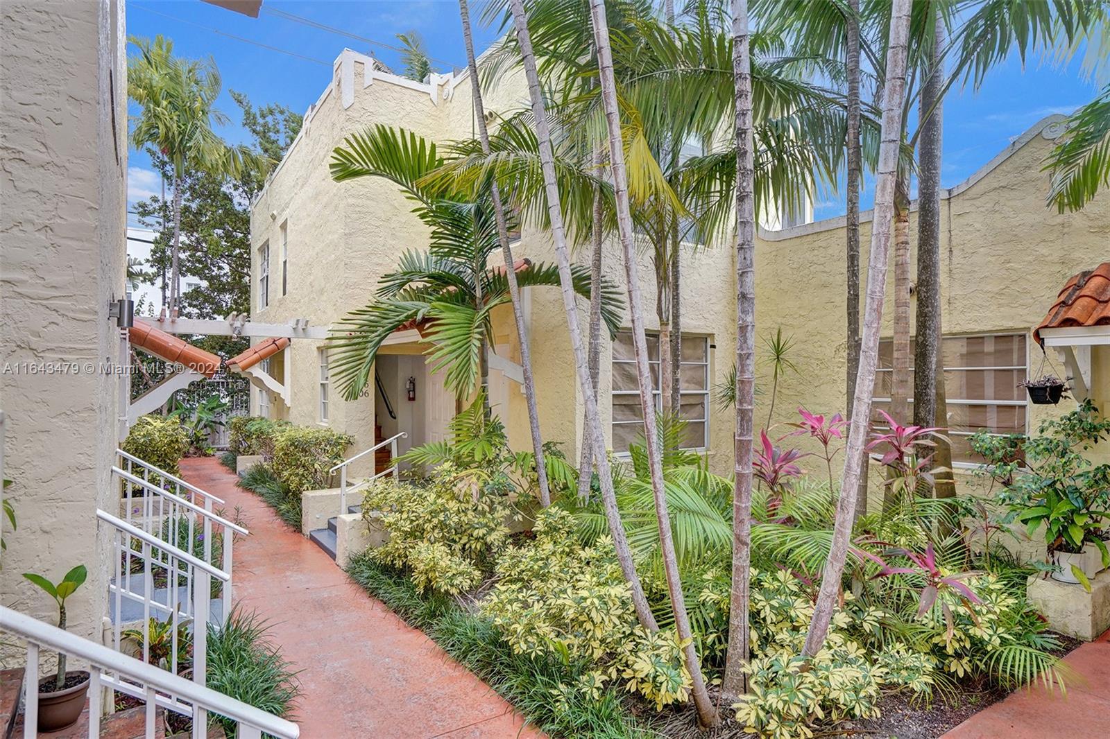 1337 Euclid Ave # 206