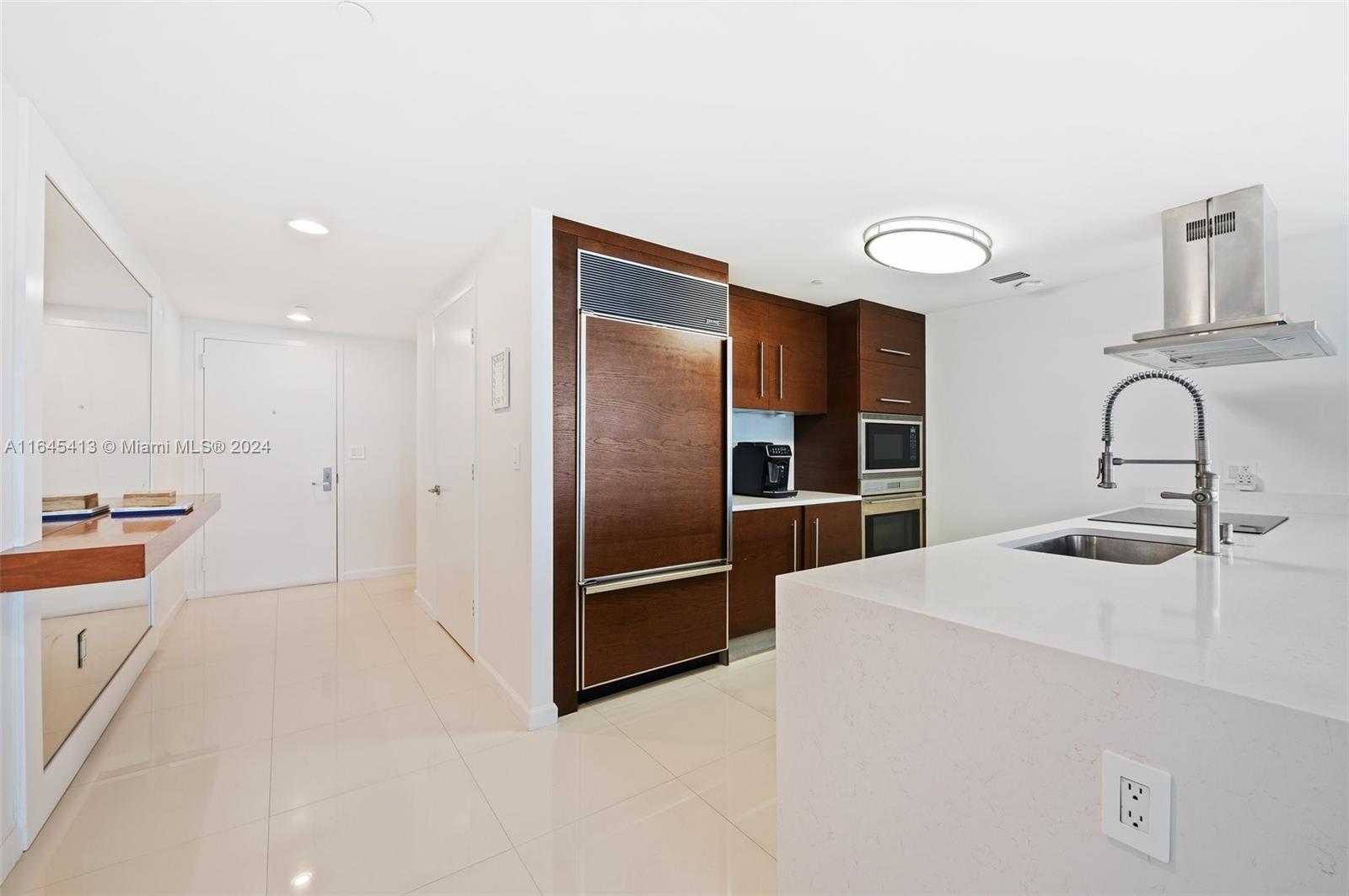 495 Brickell Ave # 3301