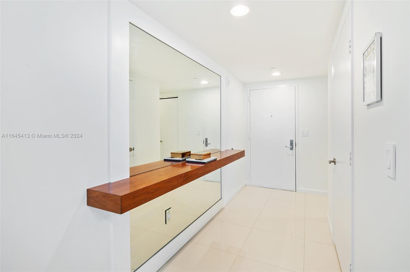 495 Brickell Ave # 3301
