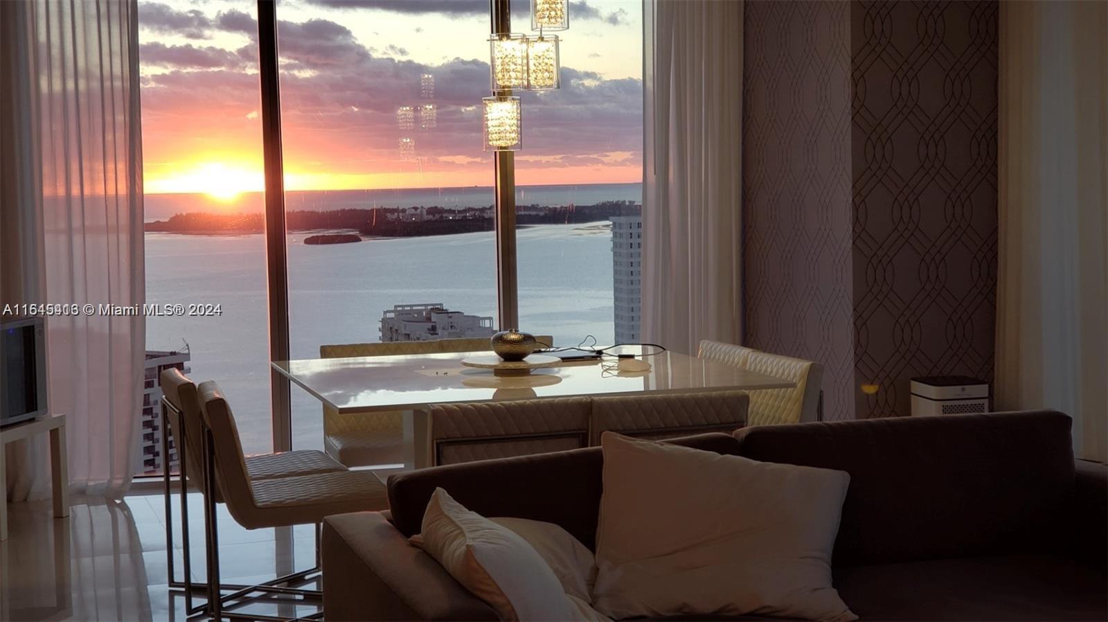 495 Brickell Ave # 3301