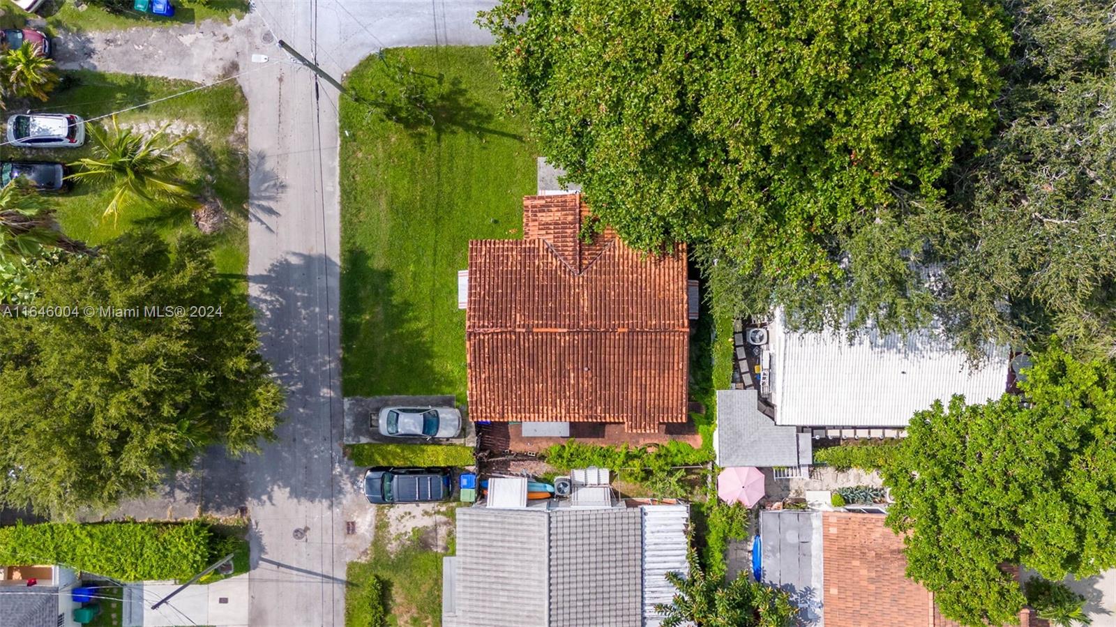 3301 SW 28th Ter