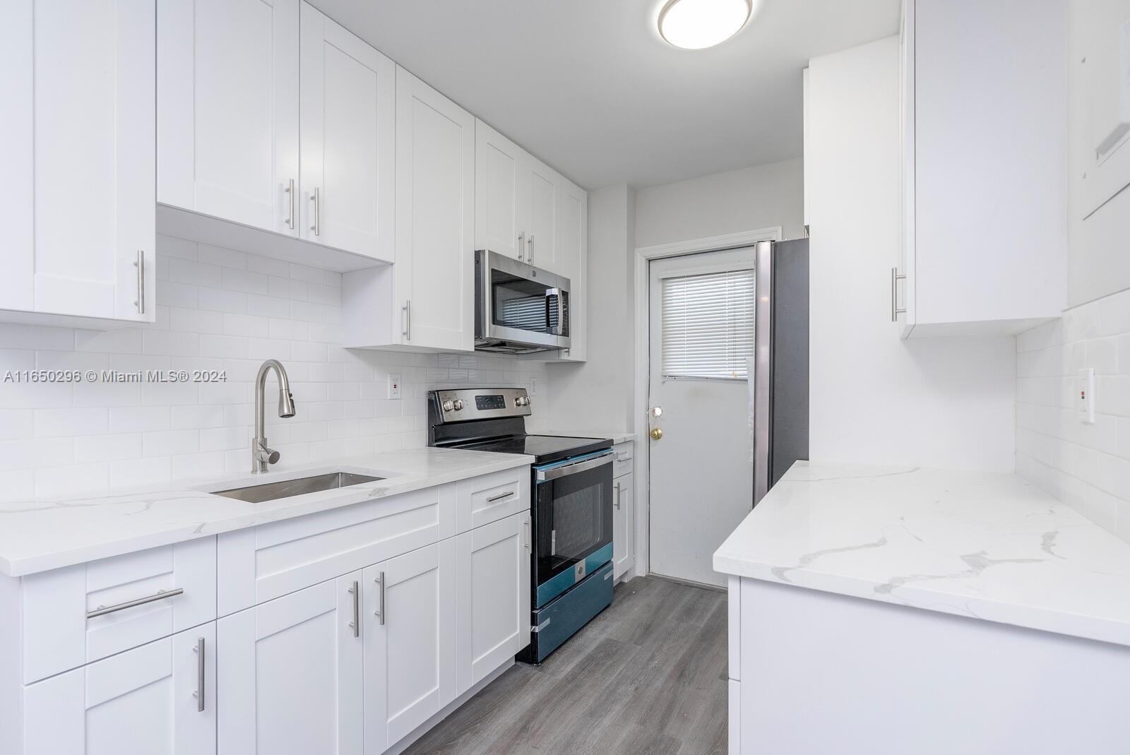 1614 West Ave # 606