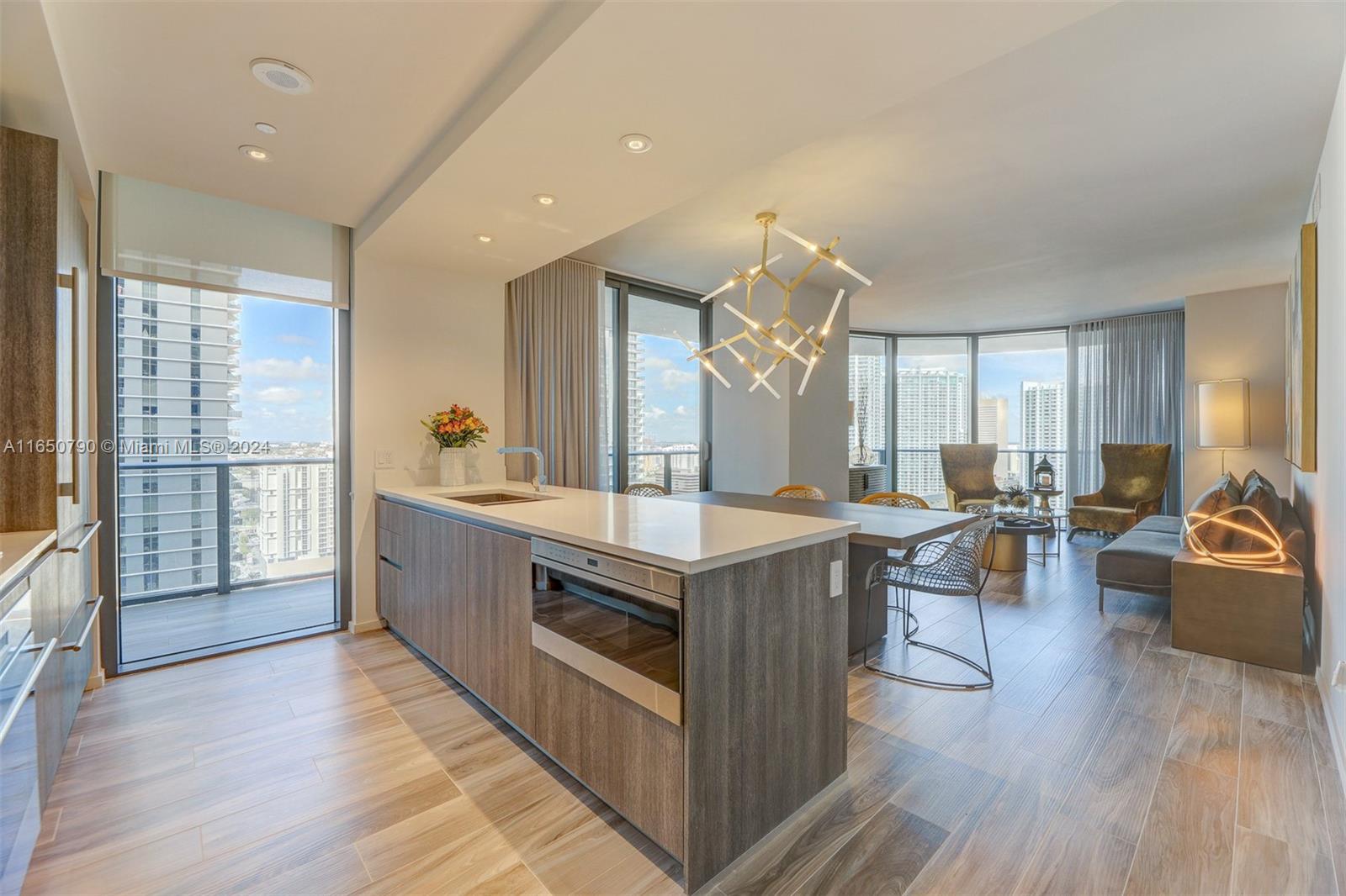 801 S Miami Ave Unit: 4009