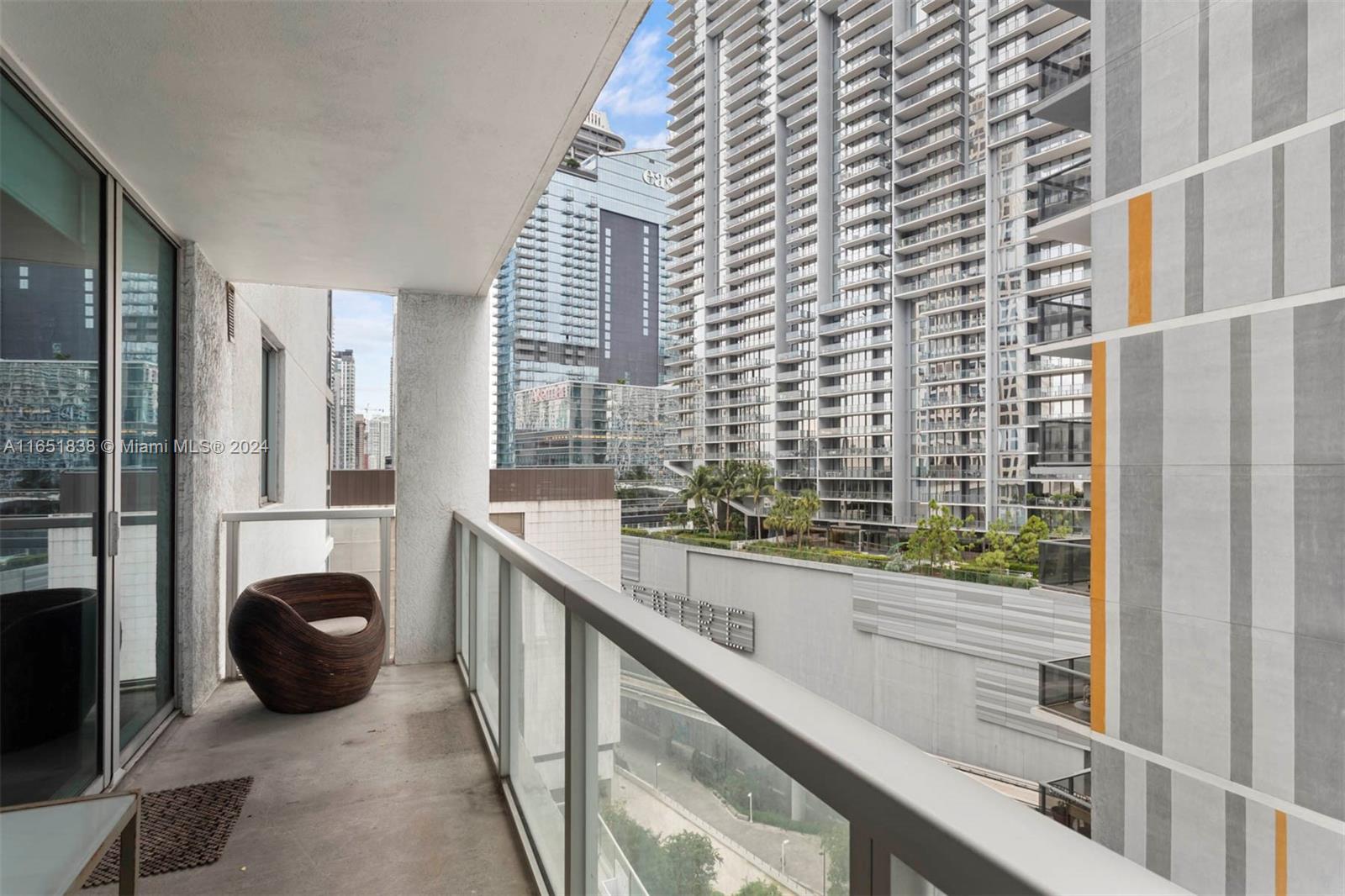 55 SE 6th St # 1500