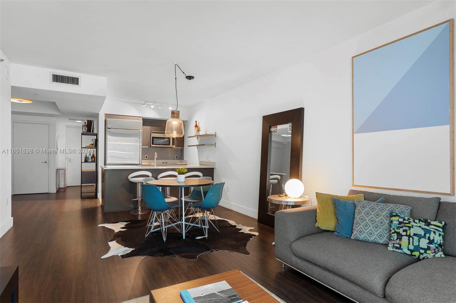 55 SE 6th St # 1500