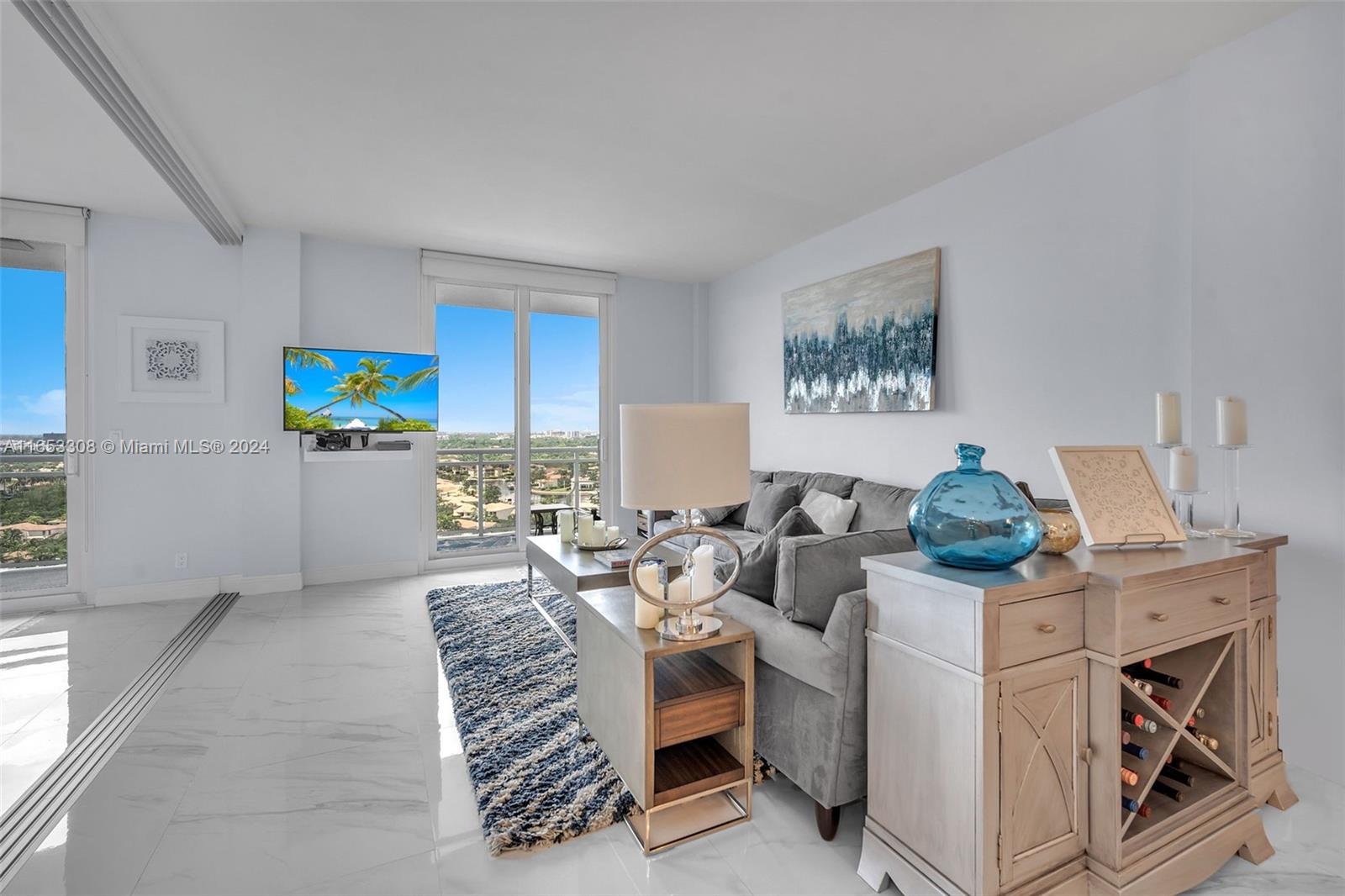 1600 S Ocean Dr Unit: PHB
