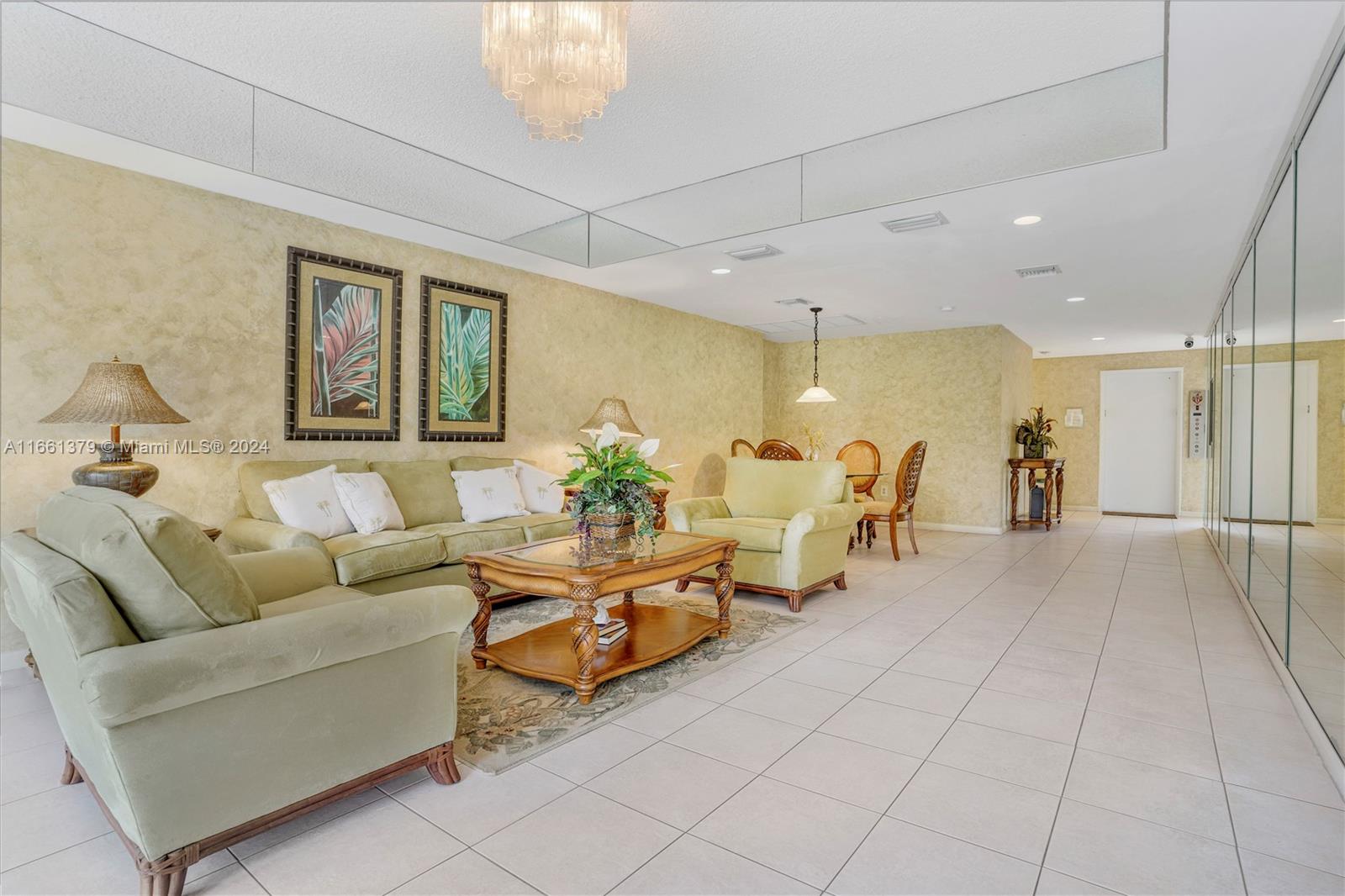 15 S Golfview Rd # 105