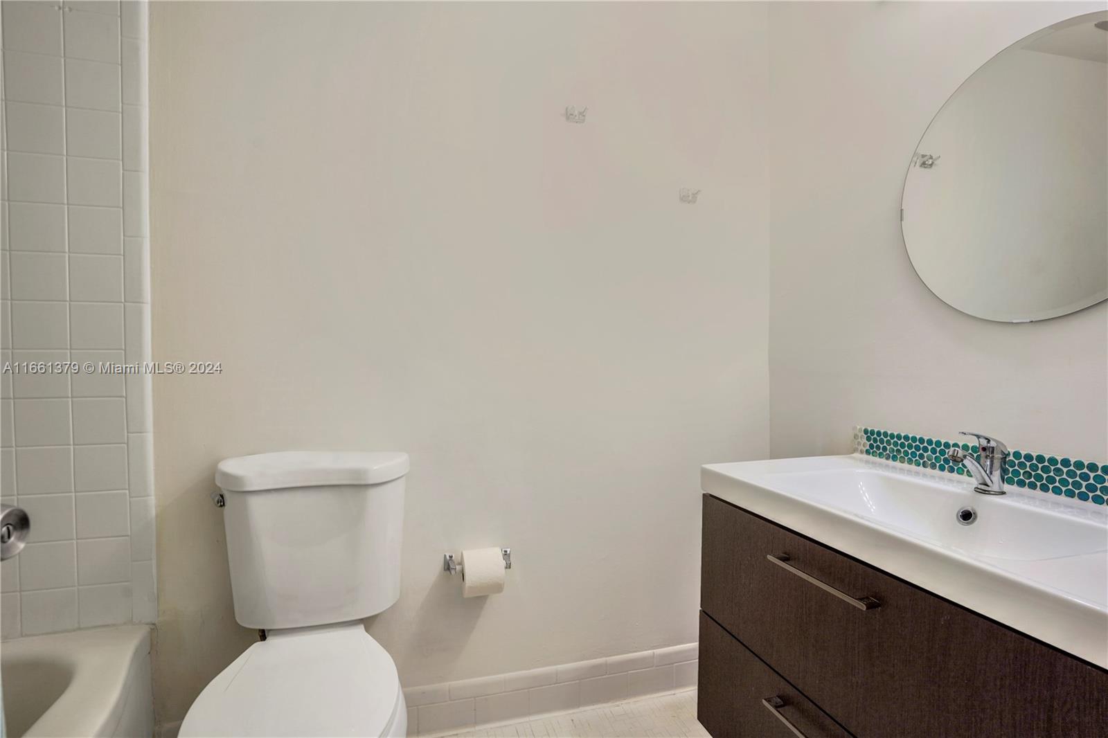 15 S Golfview Rd # 105