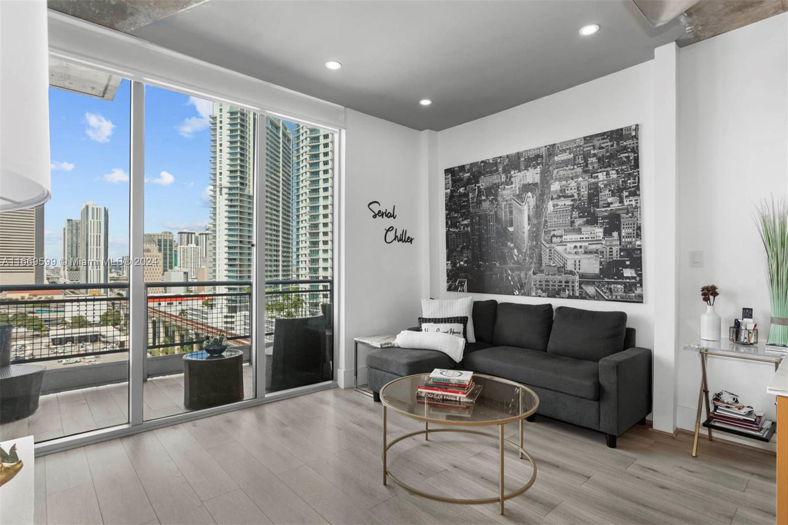 690 SW 1st Ct # 1905