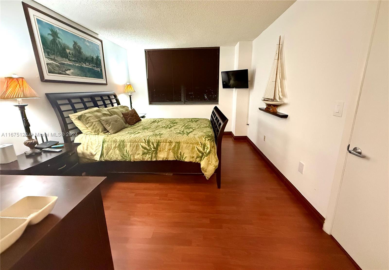 650 West Ave # 2712