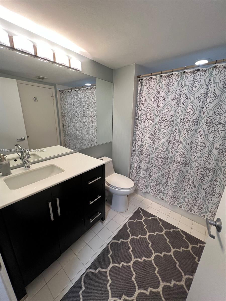 650 West Ave # 2712
