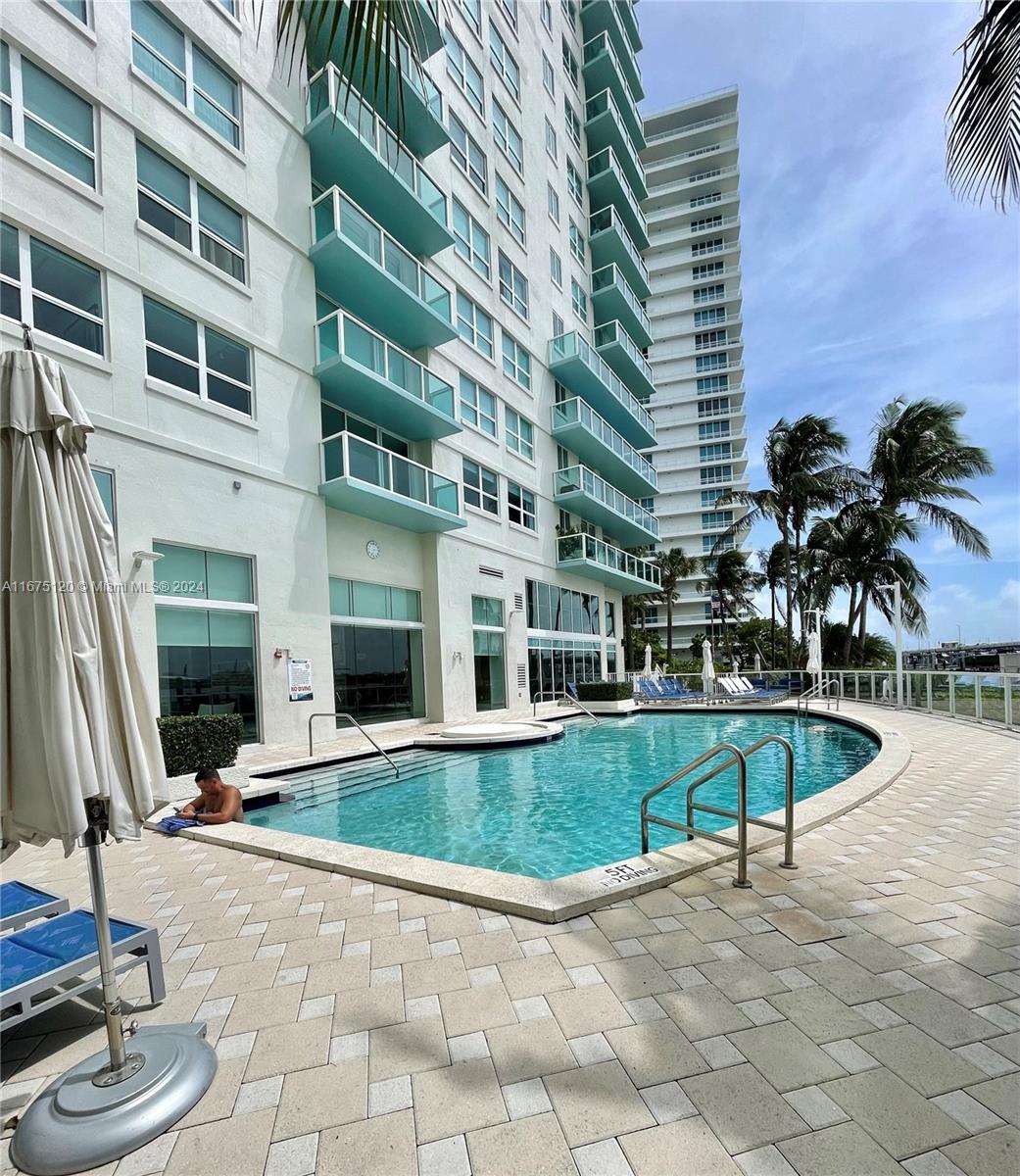 650 West Ave # 2712