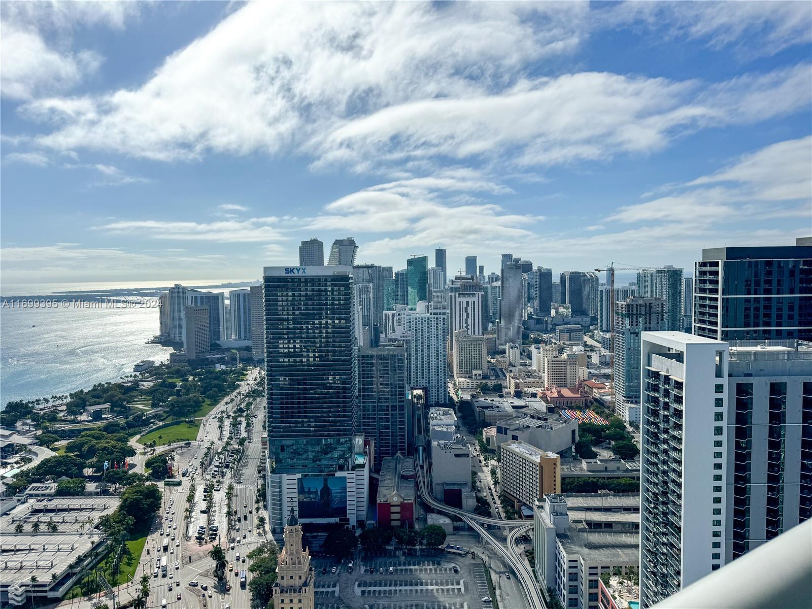 888 Biscayne Blvd # 5504