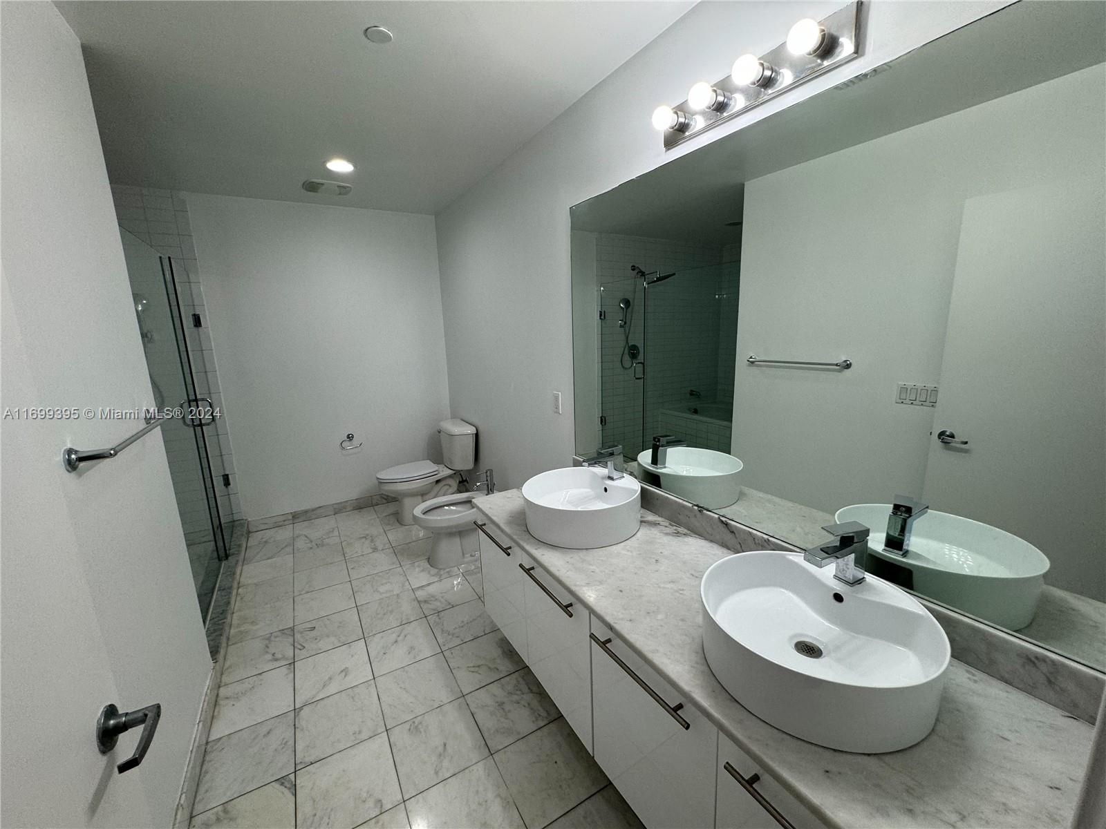 888 Biscayne Blvd # 5504