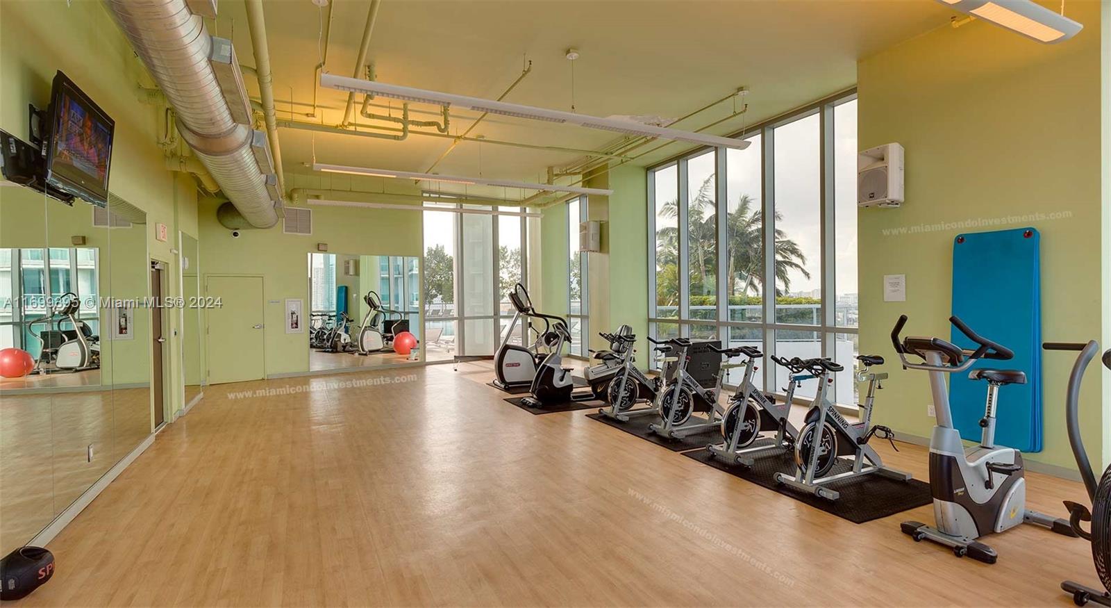 888 Biscayne Blvd # 5504