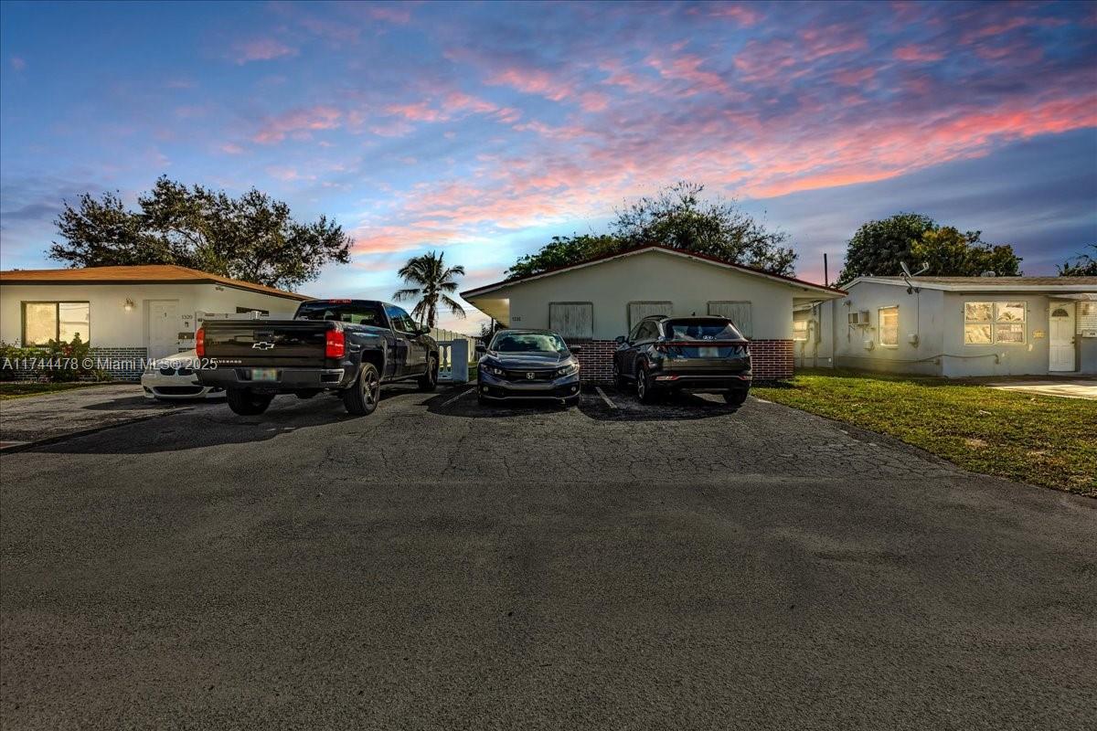 1330 SW 34th Ave