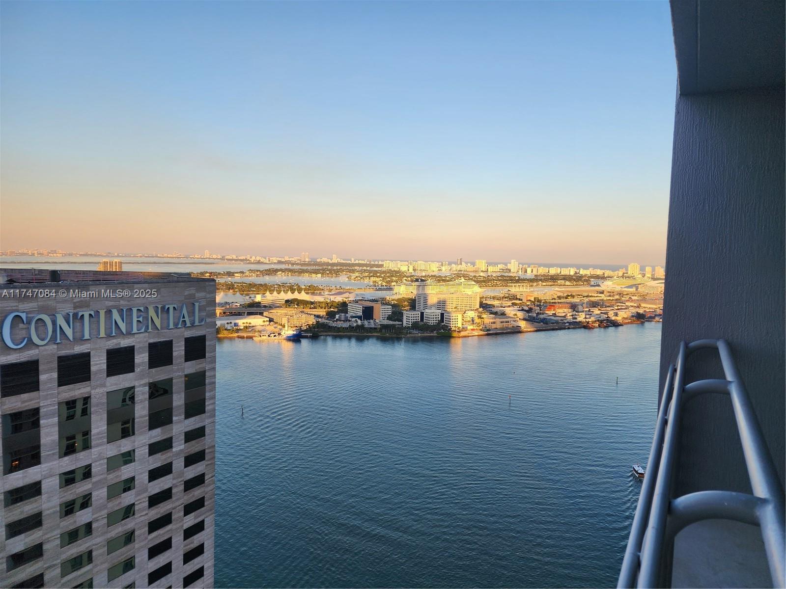 335 S Biscayne Blvd # 4000
