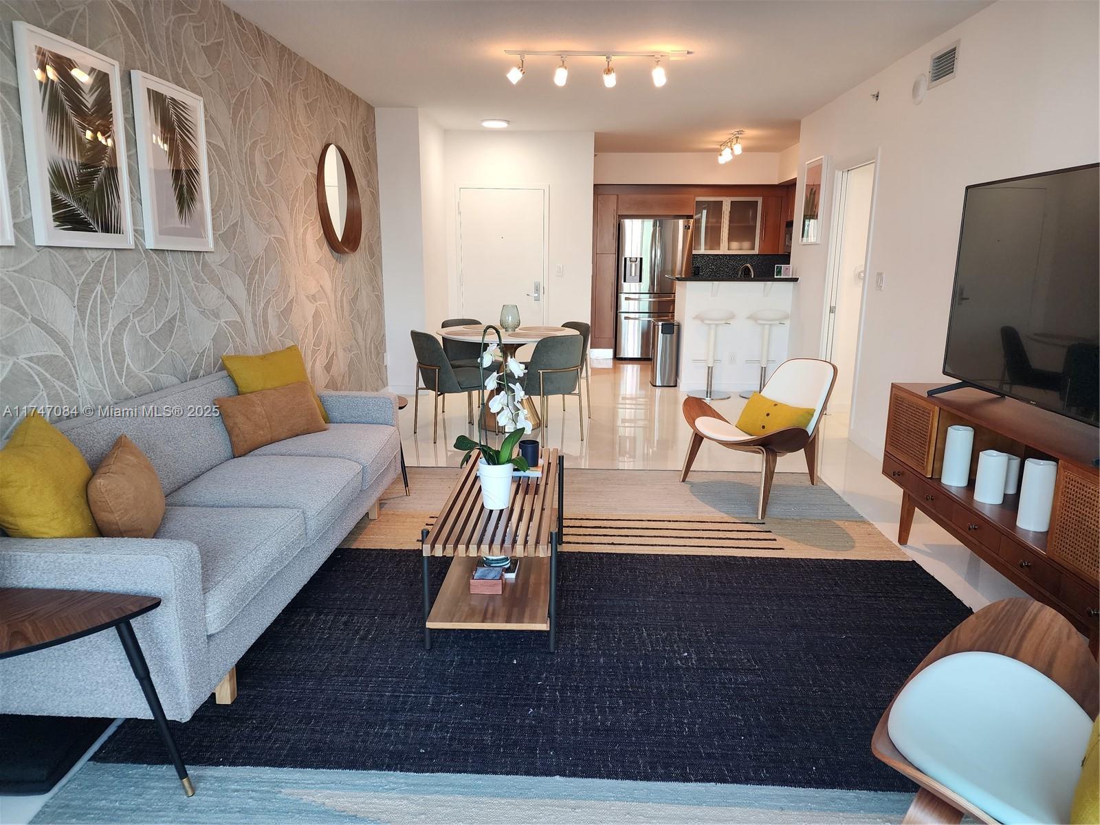 335 S Biscayne Blvd # 4000