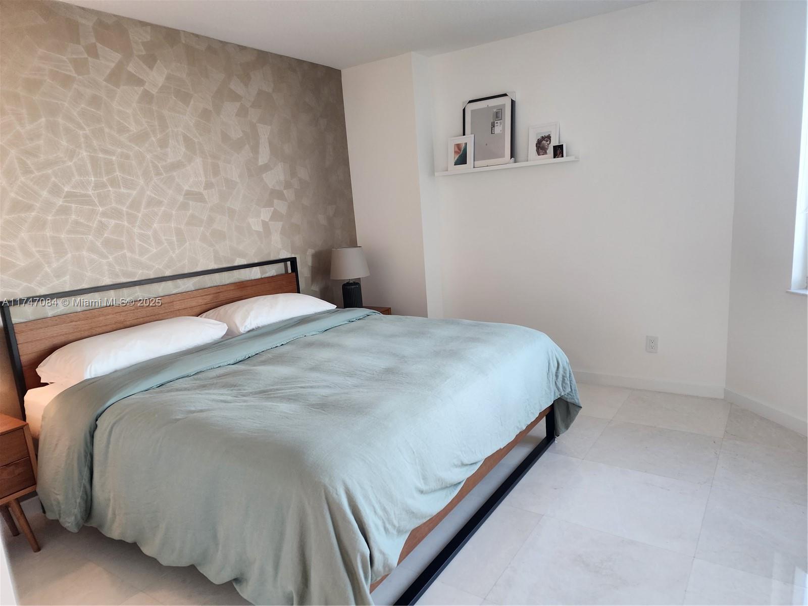 335 S Biscayne Blvd # 4000
