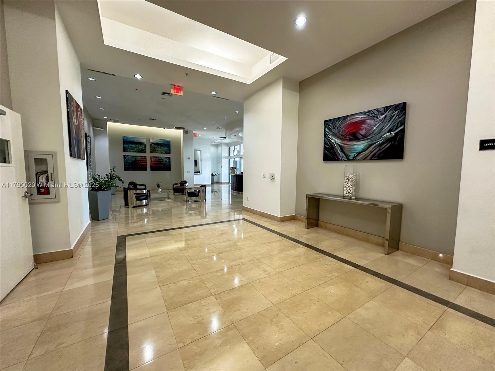 1 Glen Royal Pkwy # 401