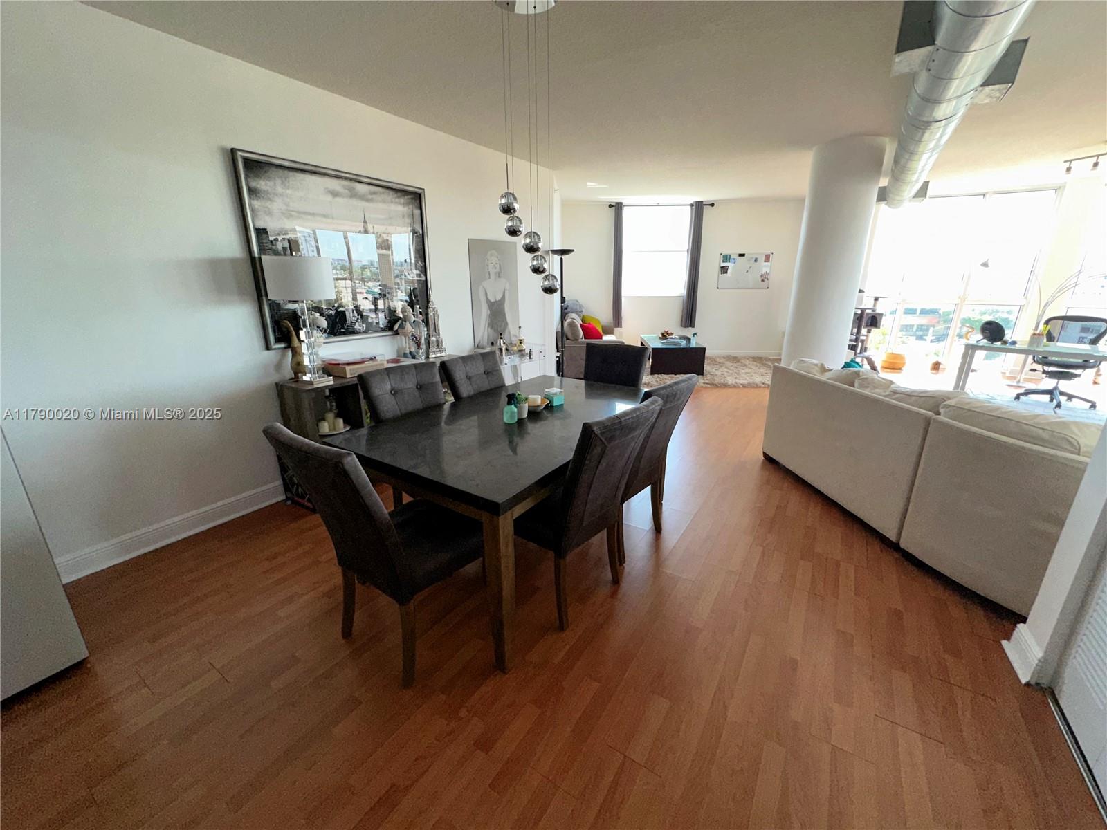 1 Glen Royal Pkwy # 401